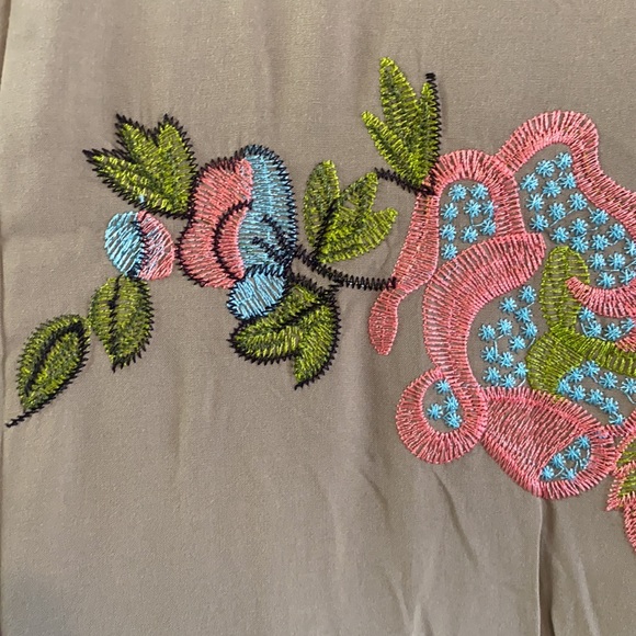 SOLD OUT Olive Floral Embroidered Cover Up Duster Kimono - Picture 8 of 10